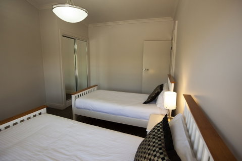 Southgate Motor Inn - Holiday Adelaide 2
