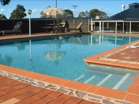 Bairnsdale Motor Inn - Holiday Adelaide 0