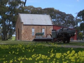 Clare Valley Cabins - Holiday Adelaide 1