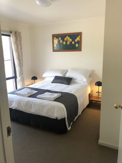 Coull Waters Holiday Apartments - Holiday Adelaide 3