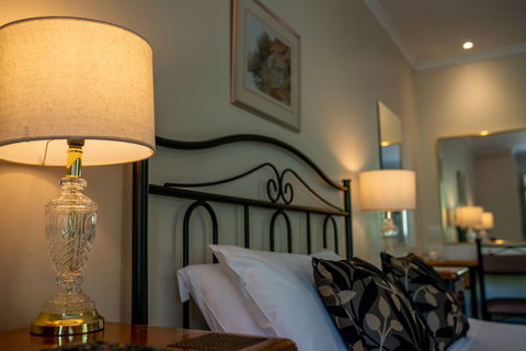 Yarra Gables - Holiday Adelaide 0