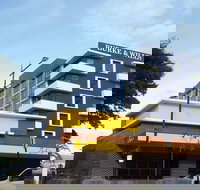 Burke and Wills Hotel - Holiday Adelaide