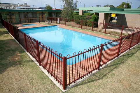 Midtown Motor Inn - Holiday Adelaide 6