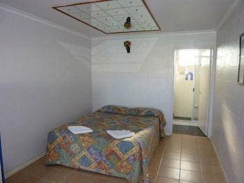 Innisfail City Motel - Holiday Adelaide 2