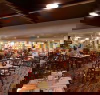 Bribie Island Hotel - Holiday Adelaide
