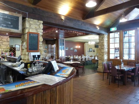 Naracoorte Hotel Motel - Holiday Adelaide 6