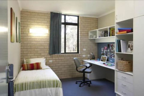 SCU Village - Holiday Adelaide 3