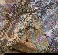 The Racecourse Inn - Holiday Adelaide