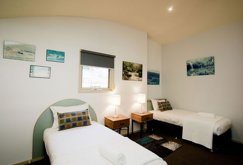 PierView Apartments - Holiday Adelaide 3