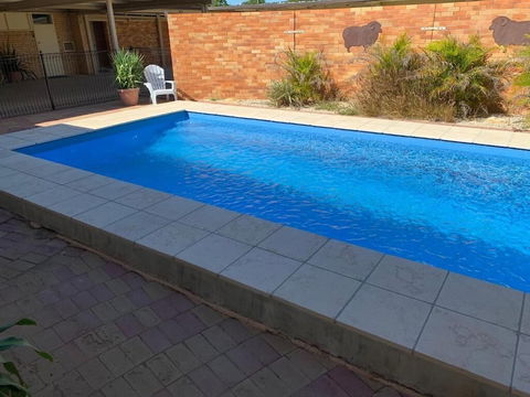 Jumbuck Motel - Holiday Adelaide 0