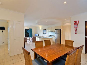 Anchorage Complex - Holiday Adelaide 1