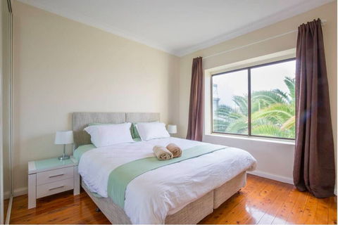 Ultimate Bondi Escape 2 - Holiday Adelaide 1
