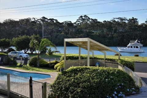 Emmanuel Holiday Apartments - Holiday Adelaide 5