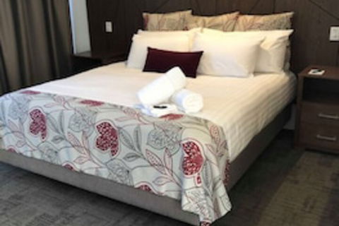 Young Federation Motor Inn - Holiday Adelaide 0