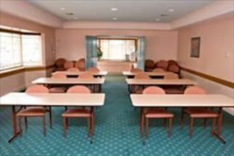 Young Federation Motor Inn - Holiday Adelaide 6