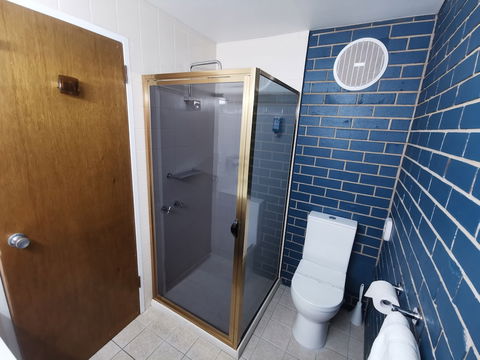 Townhouse Motor Inn - Holiday Adelaide 4