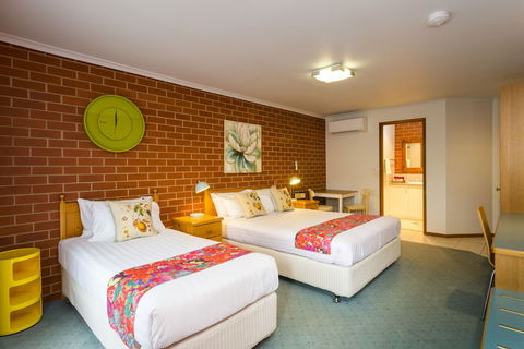 Yackandandah Motor Inn - Holiday Adelaide 5