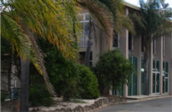 Rivers Inn Sale - Holiday Adelaide 0