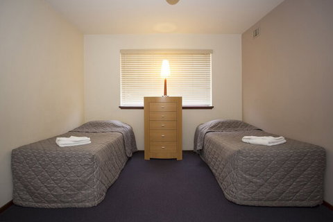 Burswood Lodge Apartments - Holiday Adelaide 3