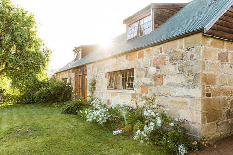 Daisy Bank Cottages - Holiday Adelaide 2