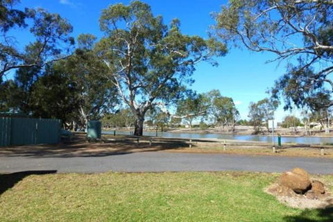 Horsham Riverside Caravan Park - Holiday Adelaide 4