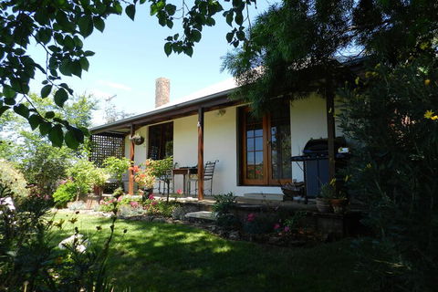 Wagners Cottages - Holiday Adelaide 3
