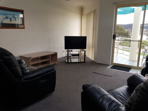 Bayview Apartments Merimbula - Holiday Adelaide 5