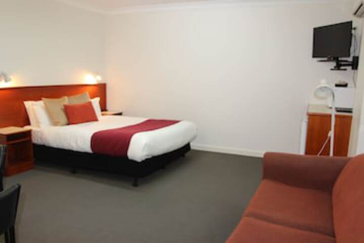 Faulconbridge NSW Holiday Adelaide
