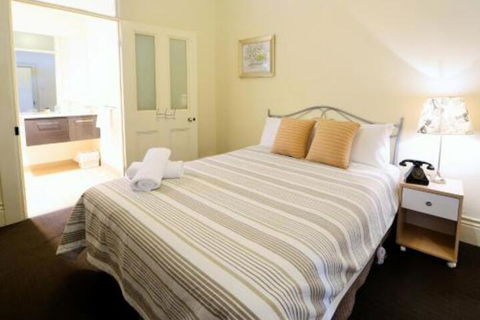 Cobb & Co House - Holiday Adelaide 2