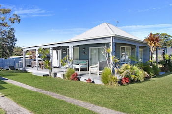 Huskisson Holiday Motel Cabins - Holiday Adelaide 0