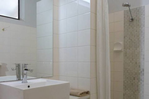 Airlie House Motor Inn - Holiday Adelaide 7