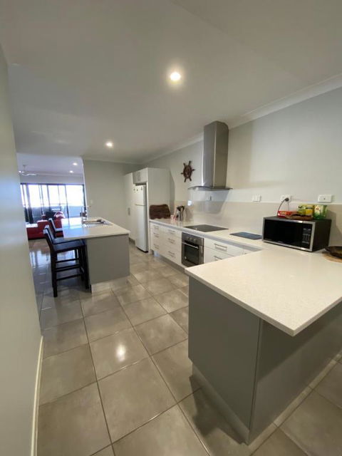 Cooktown Harbour View Luxury Apartments - Holiday Adelaide 6