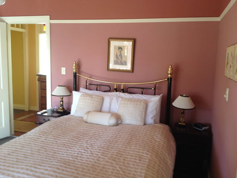 Bethany Manor Bed & Breakfast - Holiday Adelaide 6