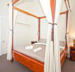 CBD Holiday Home - Holiday Adelaide