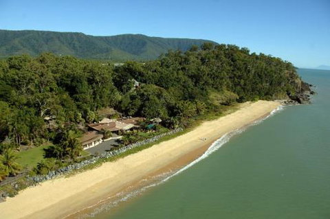 Trinity Beach Palace - Holiday Adelaide 7