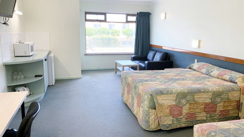 Geraldton Motor Inn - Holiday Adelaide 5