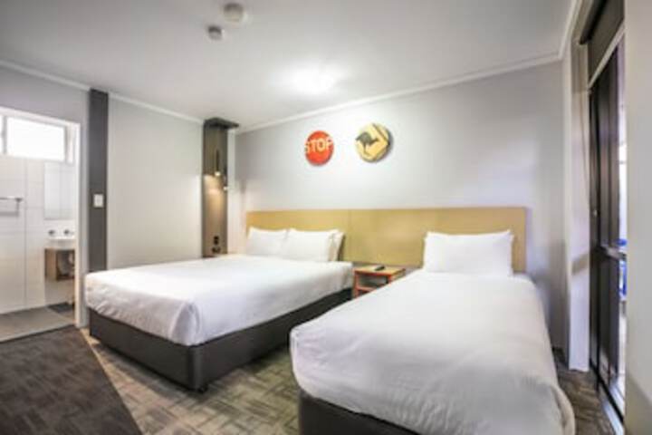 South Penrith NSW Holiday Adelaide