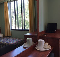 Harp Hotel - Holiday Adelaide