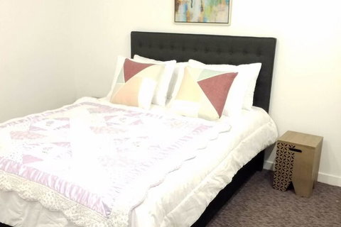 Lacrosse 1511 - Holiday Adelaide 5