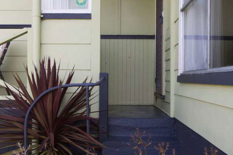 Lady Barron Holiday Home - Holiday Adelaide 1
