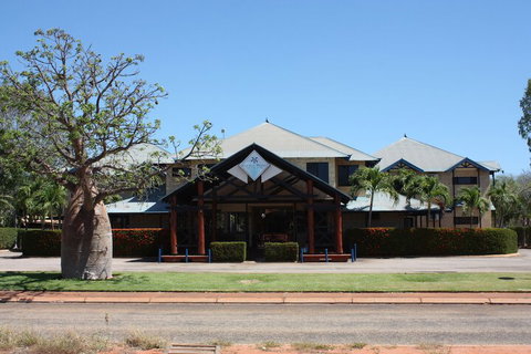 Apartments At Blue Seas Resort - Holiday Adelaide 4