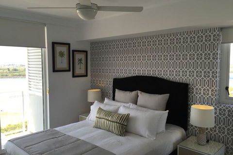 Riviera Mackay - Holiday Adelaide 4
