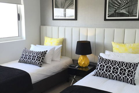 Riviera Mackay - Holiday Adelaide 1