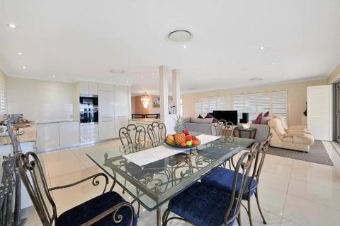 Nautilus Beachside Apartments - Holiday Adelaide 3