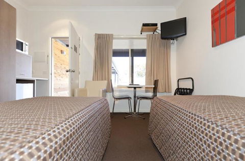 Chalambar Motel - Holiday Adelaide 2