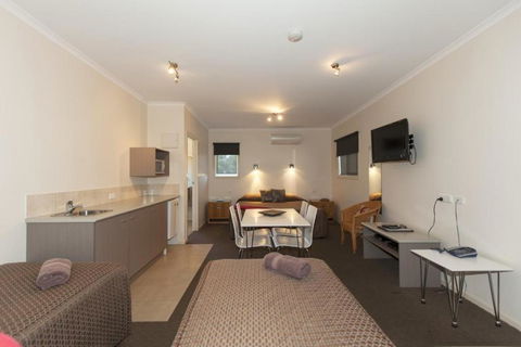 Chalambar Motel - Holiday Adelaide 5