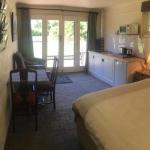 Pierrepoint Accommodation - Holiday Adelaide 0
