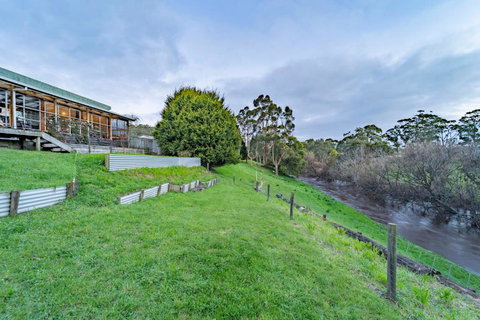 Platypus Waters B & B - Holiday Adelaide 3