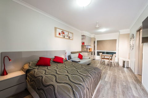 Athena Motel Apartments - Holiday Adelaide 3
