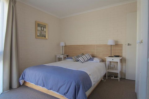 The Sands Holiday Apartments - Holiday Adelaide 6